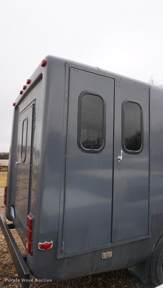 image for item DB0464 1995 Ford Econoline E350 bus