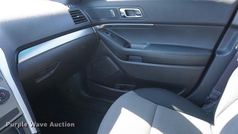 image for item DB0477 2013 Ford Explorer SUV