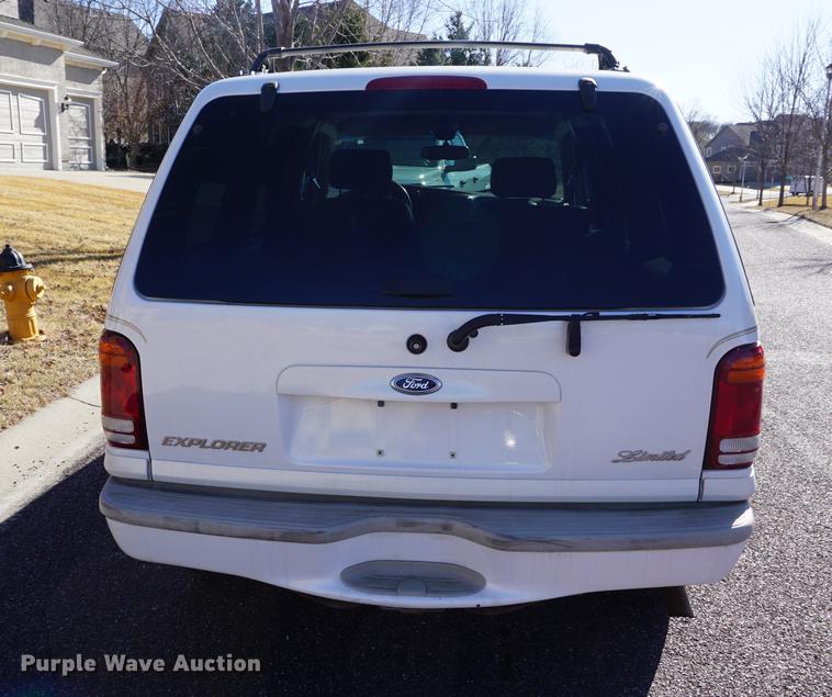 image for item DB0480 2001 Ford Explorer Limited SUV