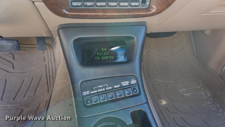 image for item DB0480 2001 Ford Explorer Limited SUV