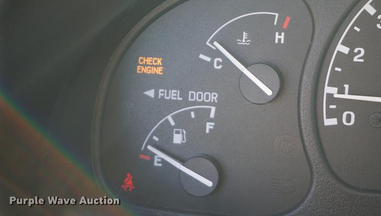 image for item DB0480 2001 Ford Explorer Limited SUV