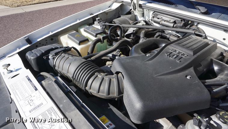 image for item DB0480 2001 Ford Explorer Limited SUV