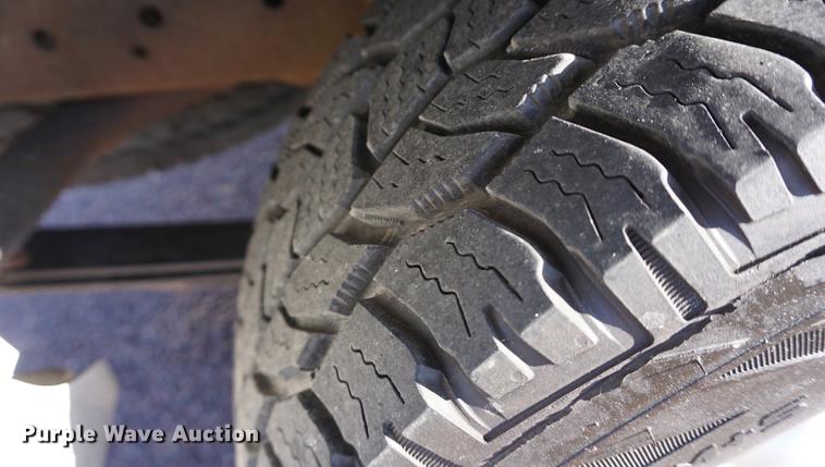 image for item DB0480 2001 Ford Explorer Limited SUV