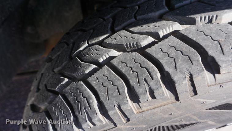 image for item DB0480 2001 Ford Explorer Limited SUV