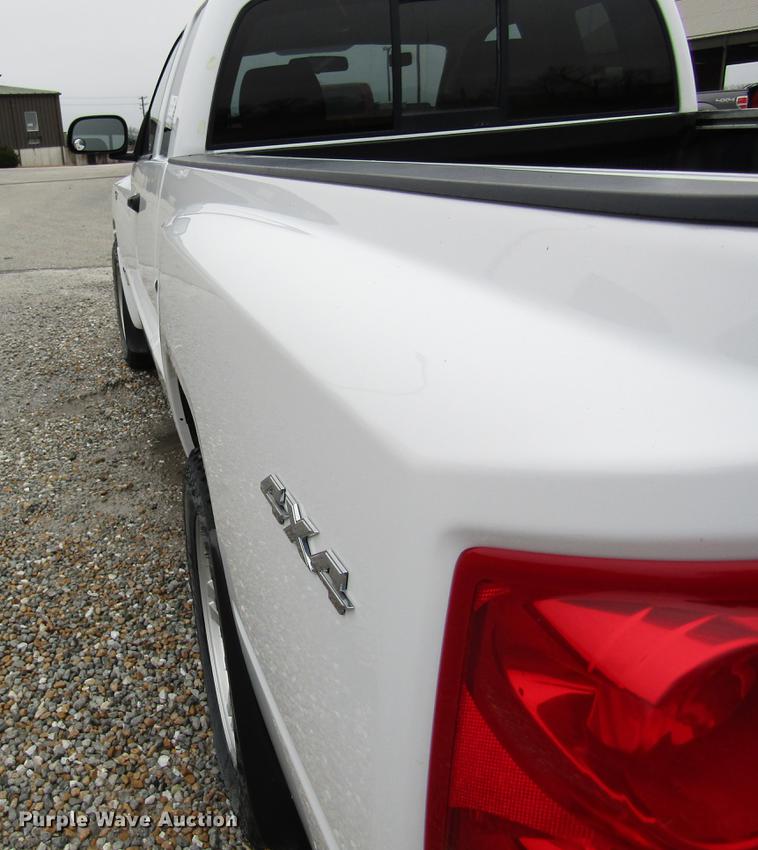 image for item DB5957 2010 Dodge Dakota Ext. Cab pickup truck