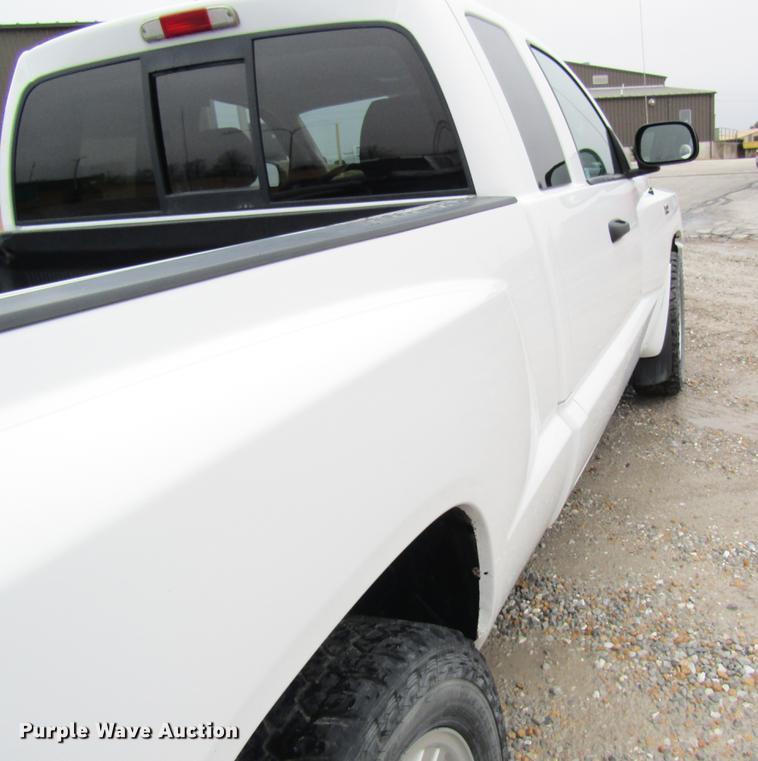 image for item DB5957 2010 Dodge Dakota Ext. Cab pickup truck