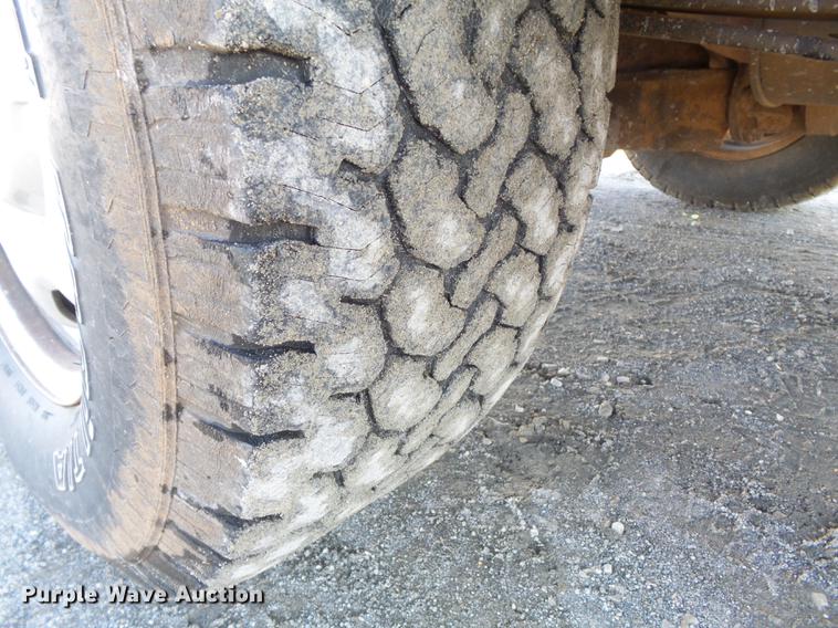 image for item DB6325 2010 Ford F150 XL SuperCab pickup truck