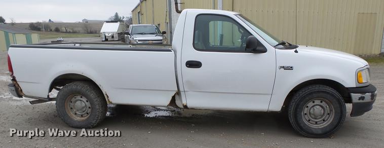 image for item DB7194 1999 Ford F150 pickup truck