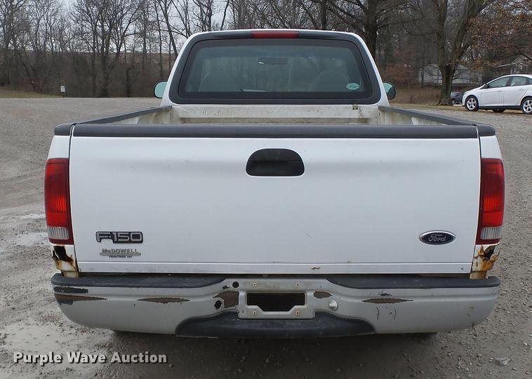 image for item DB7194 1999 Ford F150 pickup truck