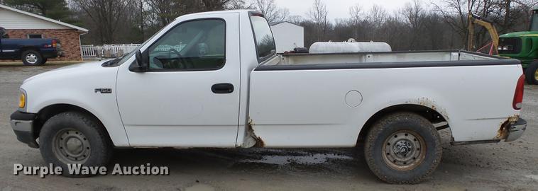 image for item DB7194 1999 Ford F150 pickup truck