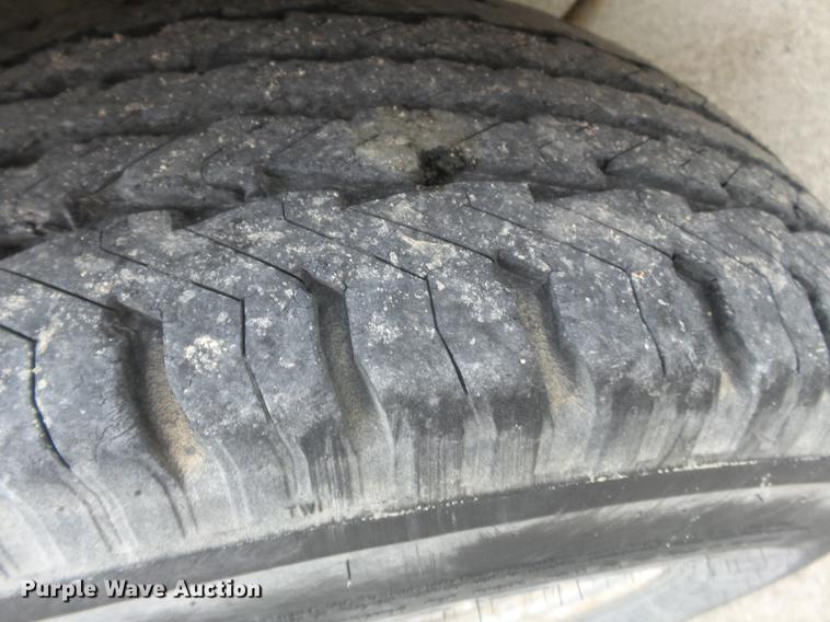 image for item DB7194 1999 Ford F150 pickup truck