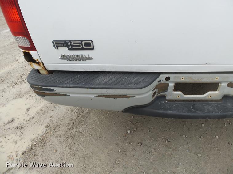 image for item DB7194 1999 Ford F150 pickup truck