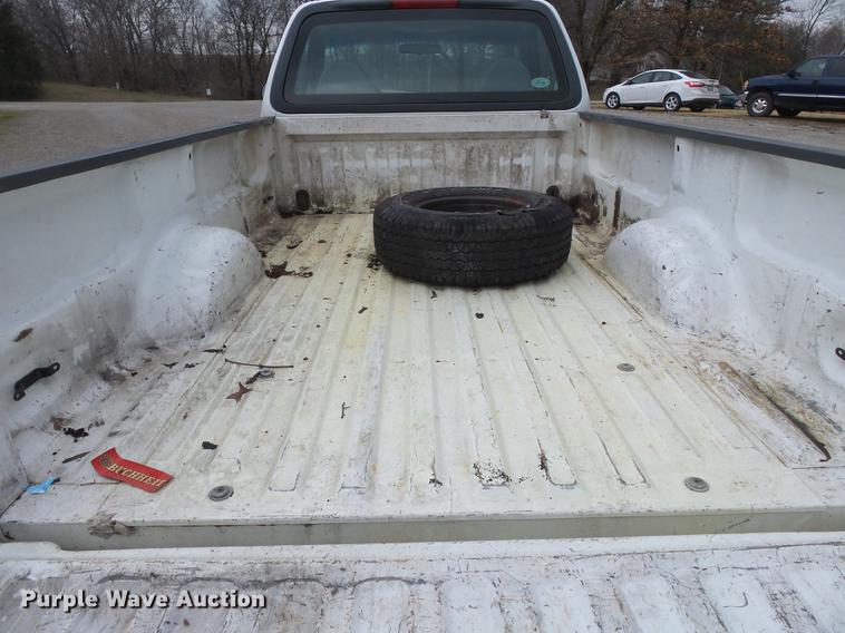 image for item DB7194 1999 Ford F150 pickup truck