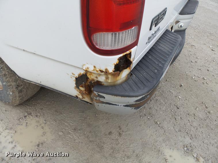 image for item DB7194 1999 Ford F150 pickup truck