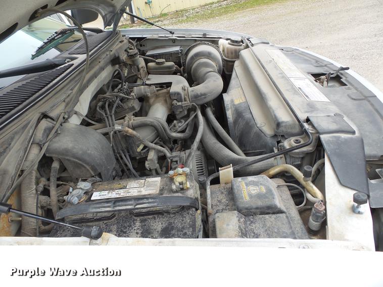 image for item DB7194 1999 Ford F150 pickup truck