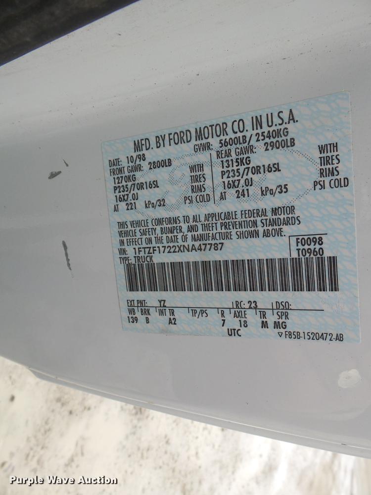 image for item DB7194 1999 Ford F150 pickup truck