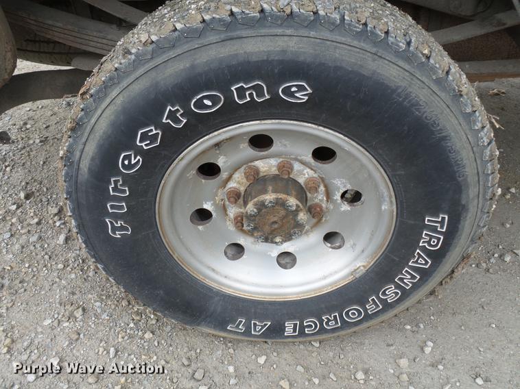 image for item DB7195 2001 Ford F250 Super Duty pickup truck