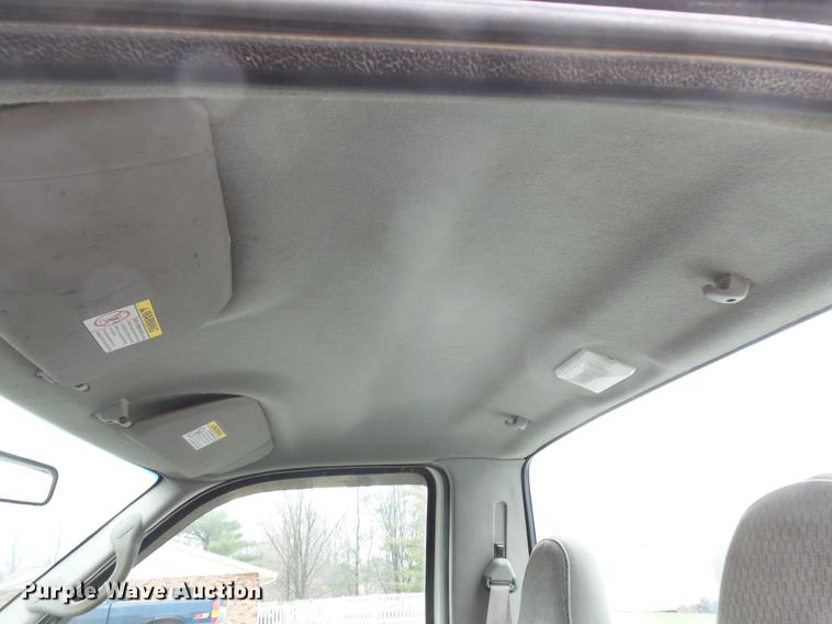 image for item DB7195 2001 Ford F250 Super Duty pickup truck