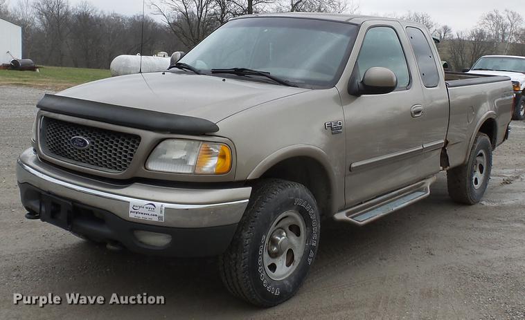 image for item DB7196 2001 Ford F150 SuperCab pickup truck