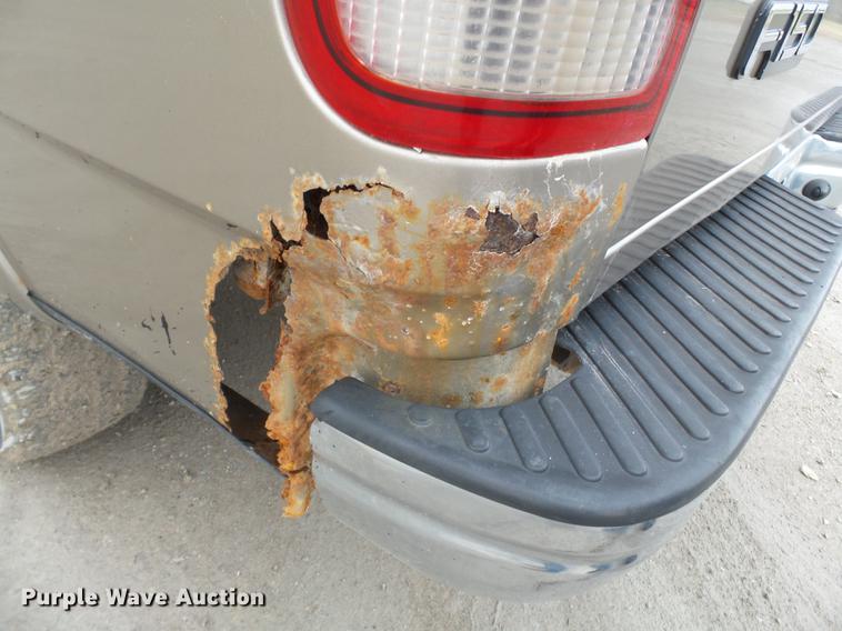 image for item DB7196 2001 Ford F150 SuperCab pickup truck