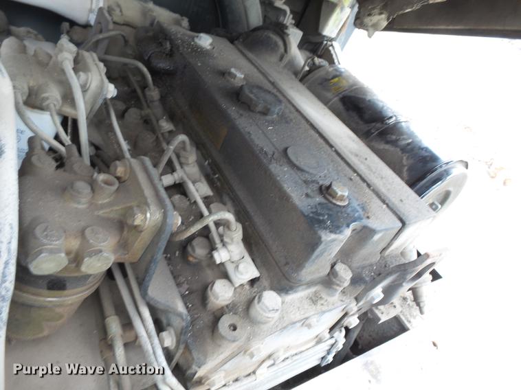 image for item DB7203 1990 Clark GPX40 forklift