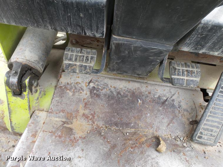 image for item DB7203 1990 Clark GPX40 forklift