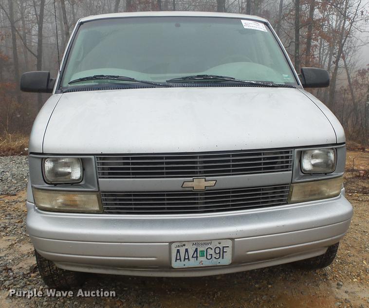 image for item DB7260 1996 Chevrolet Astro van