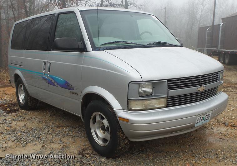 image for item DB7260 1996 Chevrolet Astro van