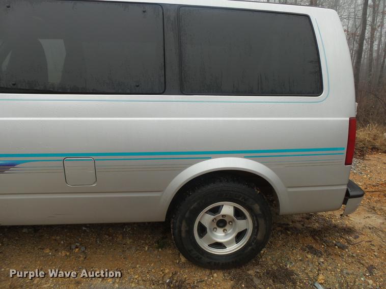 image for item DB7260 1996 Chevrolet Astro van
