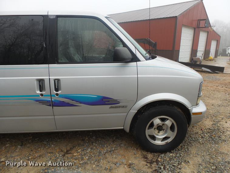 image for item DB7260 1996 Chevrolet Astro van
