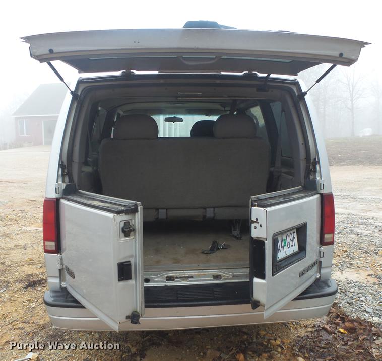 image for item DB7260 1996 Chevrolet Astro van