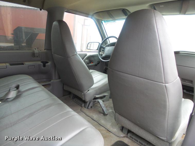 image for item DB7260 1996 Chevrolet Astro van