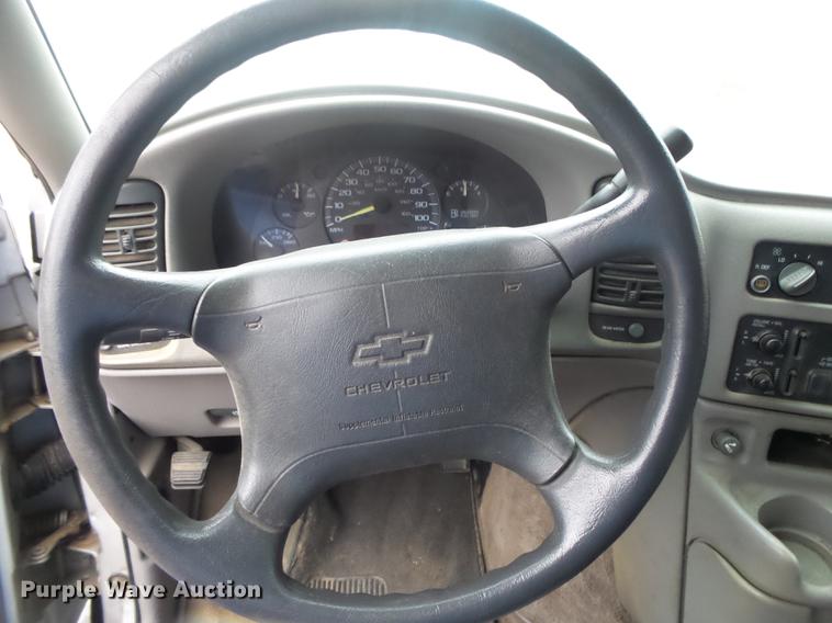 image for item DB7260 1996 Chevrolet Astro van