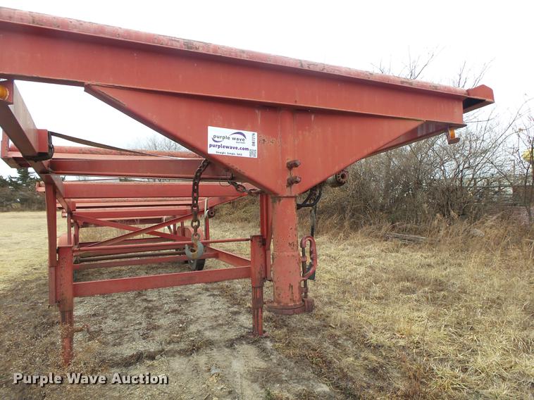 image for item DB7276 1999 Tri-Star roller trailer