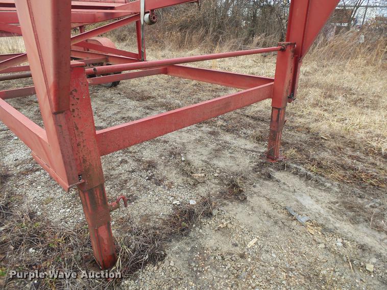 image for item DB7276 1999 Tri-Star roller trailer