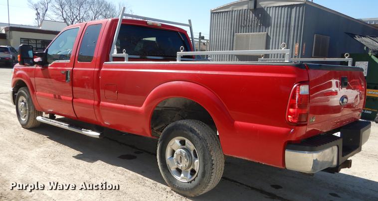 image for item DC0256 2011 Ford F250 Super Duty XLT SuperCab pickup truck