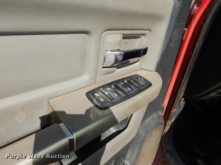 image for item DC0265 2011 Dodge Ram 2500HD SLT Quad Cab pickup truck