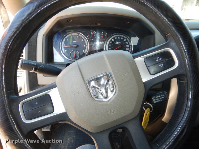 image for item DC0265 2011 Dodge Ram 2500HD SLT Quad Cab pickup truck