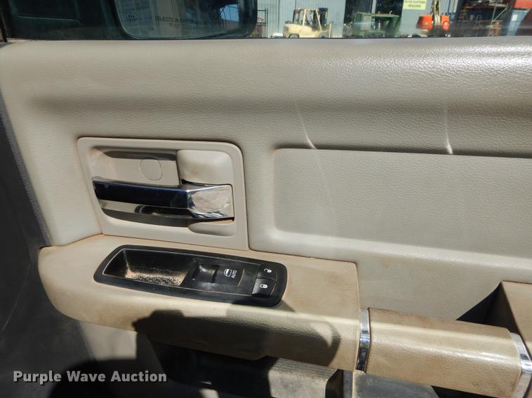 image for item DC0265 2011 Dodge Ram 2500HD SLT Quad Cab pickup truck