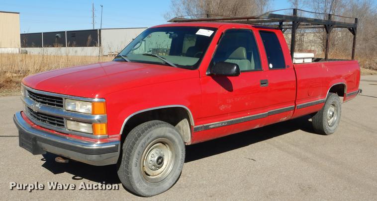 image for item DC0268 1998 Chevrolet Cheyenne 2500 Ext. Cab pickup truck