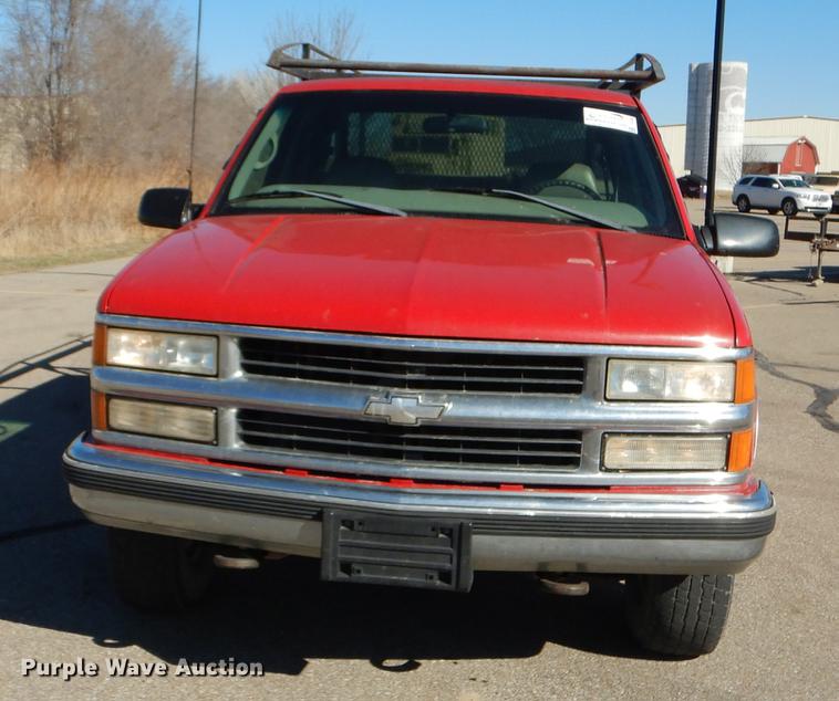 image for item DC0268 1998 Chevrolet Cheyenne 2500 Ext. Cab pickup truck