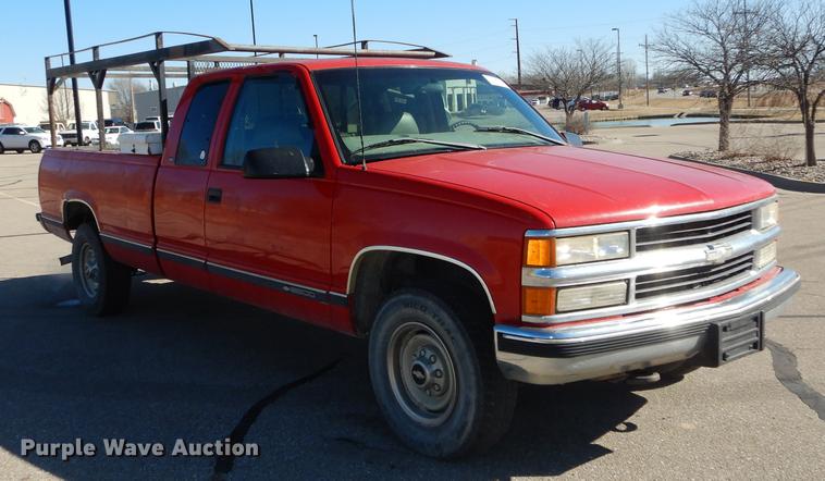 image for item DC0268 1998 Chevrolet Cheyenne 2500 Ext. Cab pickup truck