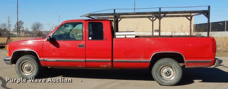 image for item DC0268 1998 Chevrolet Cheyenne 2500 Ext. Cab pickup truck