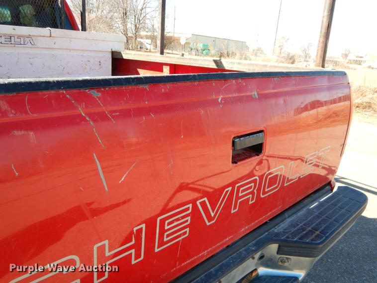 image for item DC0268 1998 Chevrolet Cheyenne 2500 Ext. Cab pickup truck