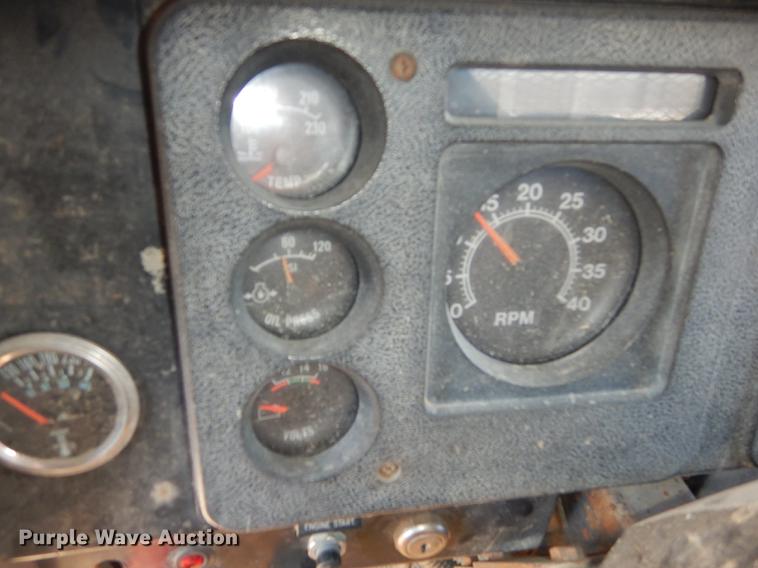 image for item DC0275 1986 International 1954 flatbed truck