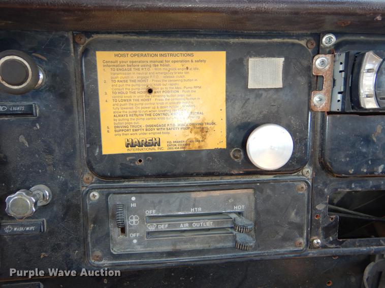 image for item DC0275 1986 International 1954 flatbed truck