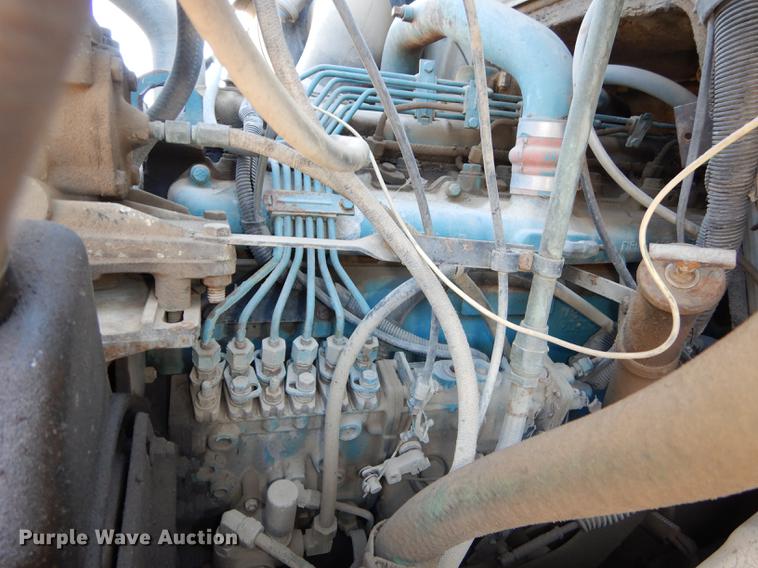 image for item DC0275 1986 International 1954 flatbed truck