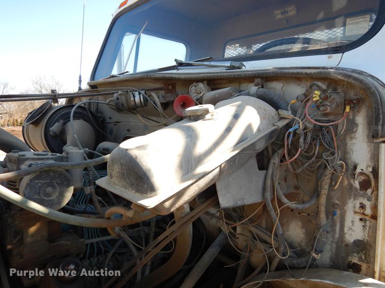 image for item DC0275 1986 International 1954 flatbed truck