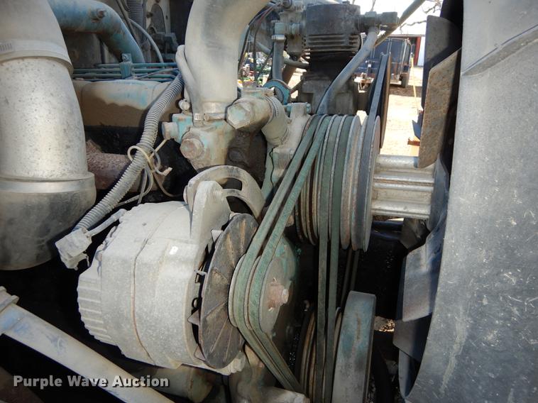 image for item DC0275 1986 International 1954 flatbed truck