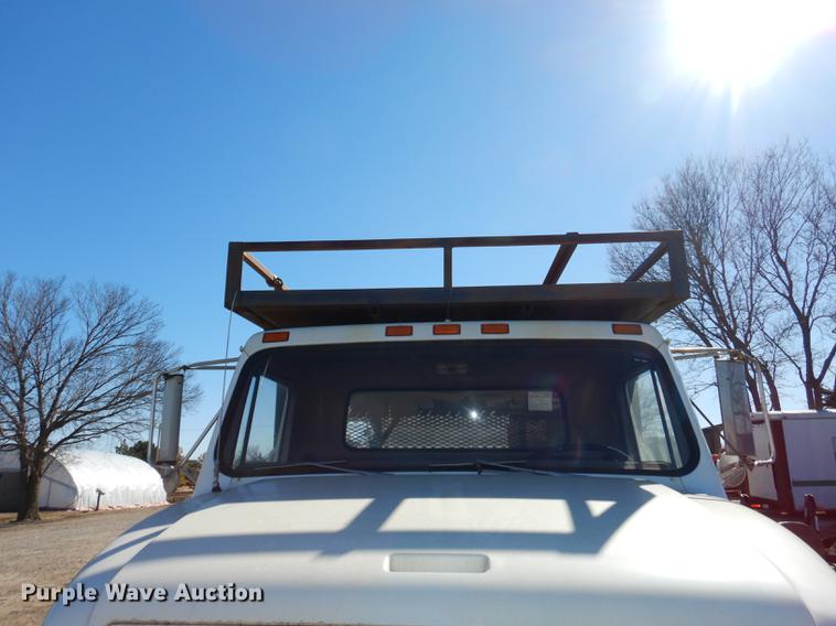 image for item DC0275 1986 International 1954 flatbed truck